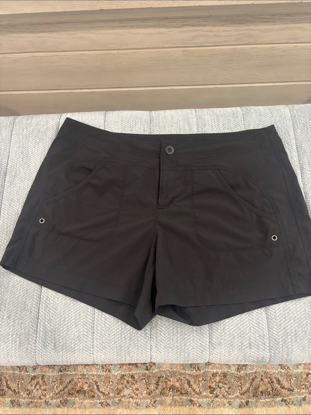 Athleta Black Athletic Shorts with Front Pockets